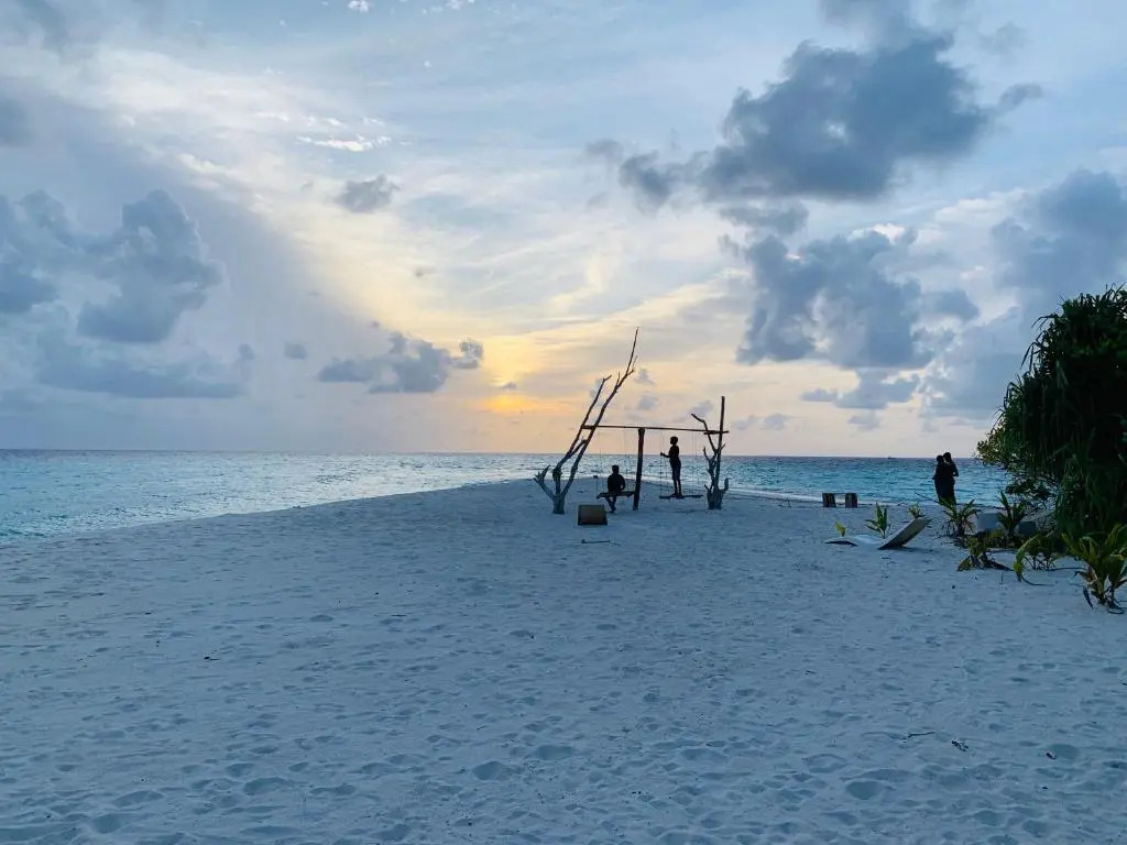 Hudhuvelimaldives