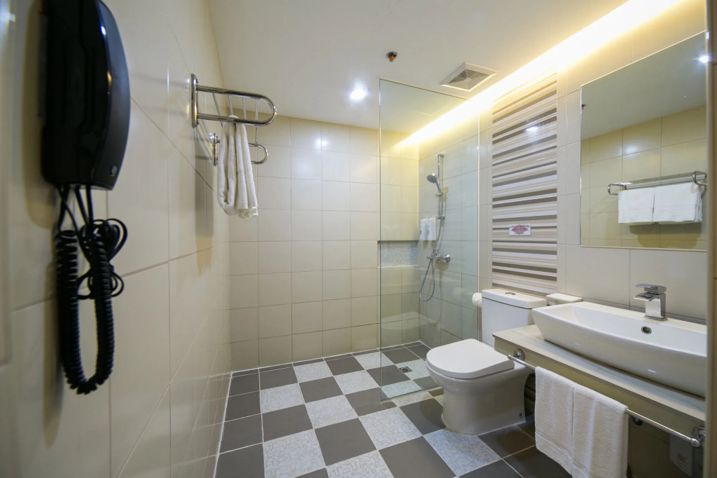 950 Condotel