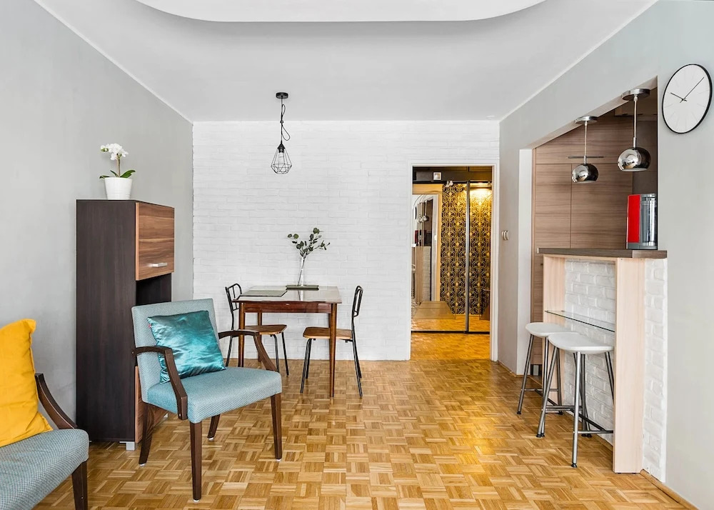 Solec Vistula Apartment