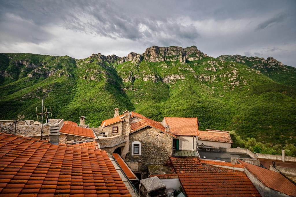 Arvé Castelbianco - B&B e Appartamento