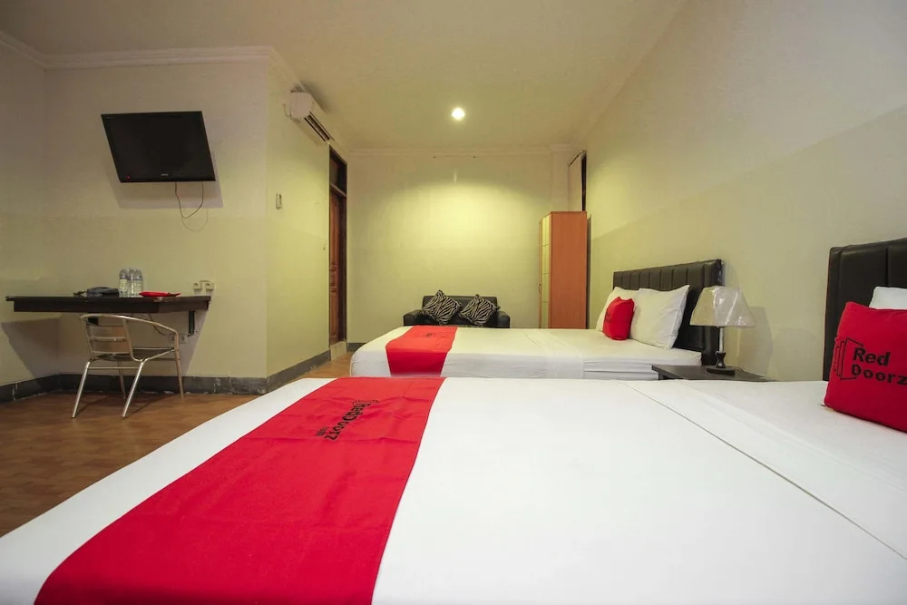 Hotel Divina By RedDoorz