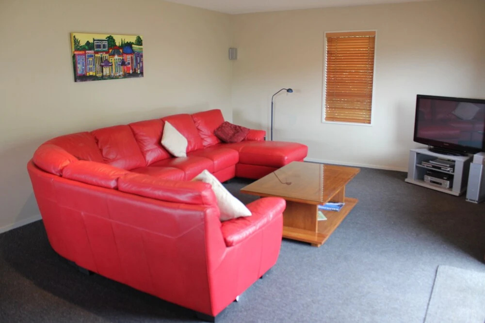 35b Denby Place