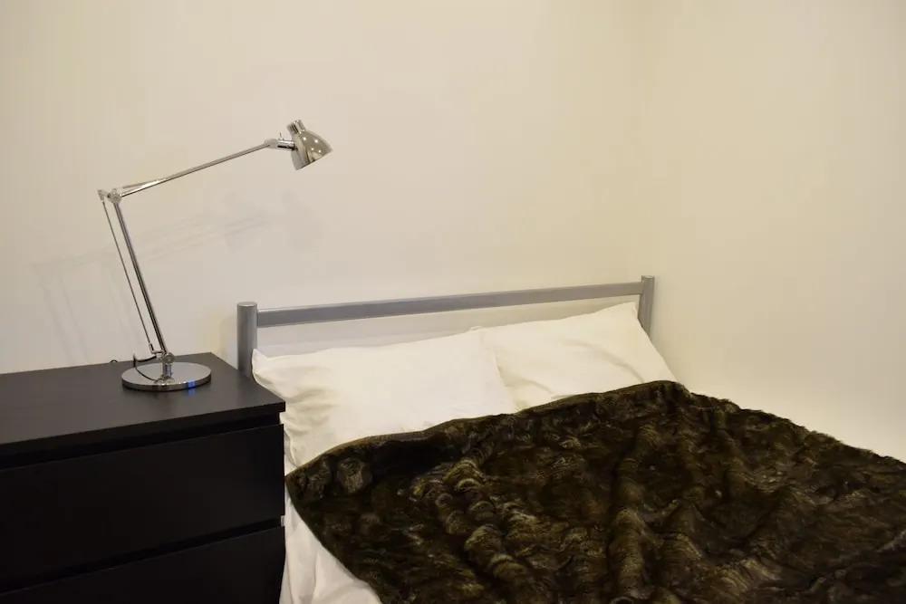 2 Bed Flat In Shadwell