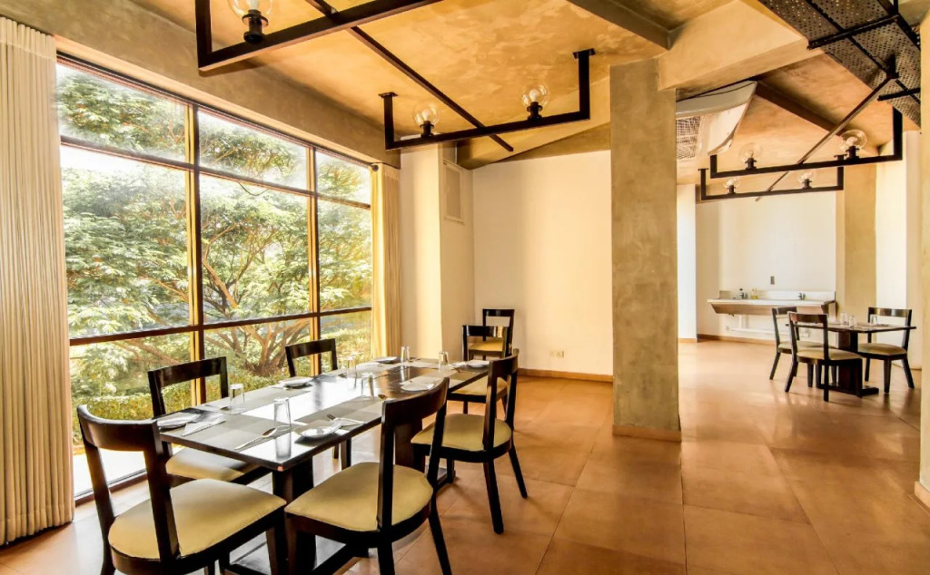 Saninro Hotel - Ragama