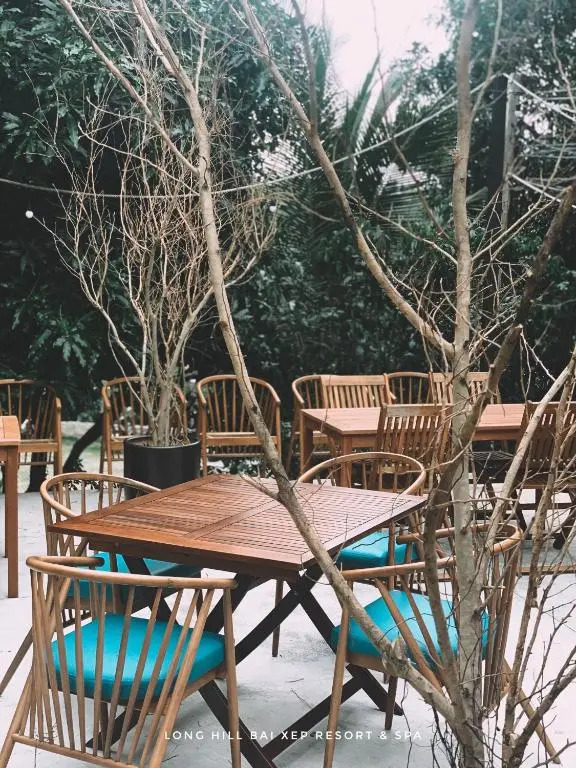 Long Hill Resort And Spa