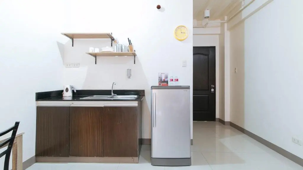 RedDoorz at Kassel Residences Parañaque