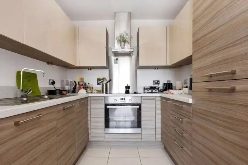 Modern 1 Bedroom Near Shoreditch With Balcony