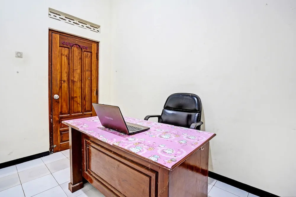 Wisma Trubus Syariah RedPartner Near RSUD Koesma Tuban