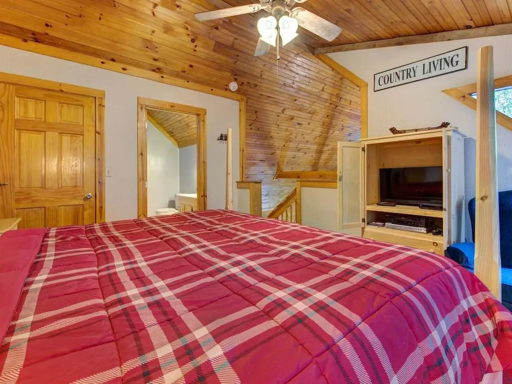 Gentle Bens Den by Jackson Mountain Homes