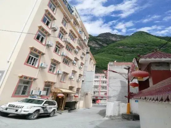 Jinlong Hotel Heishui