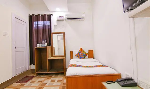 FabHotel Sunita's