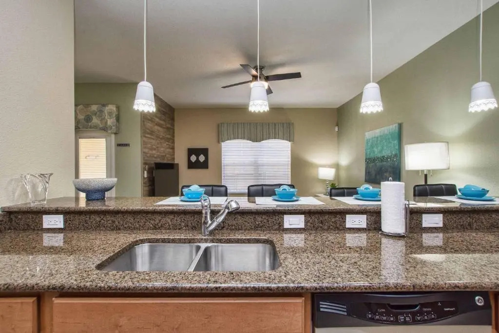 Paradise Palms 4 Bed Townhome w Splashpool - 3057PP