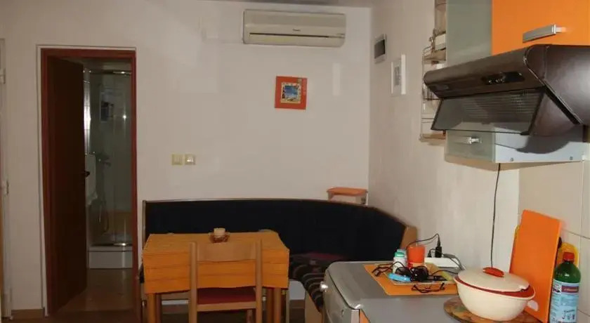 House Oliva with private pool and large garden