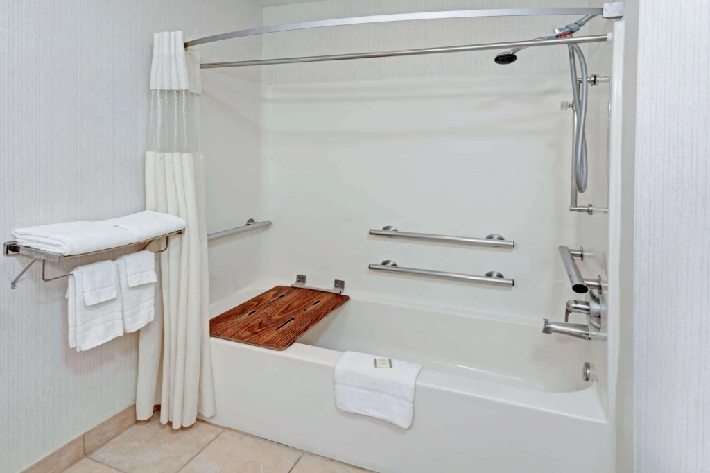 Red Lion Inn & Suites Elk Grove Village