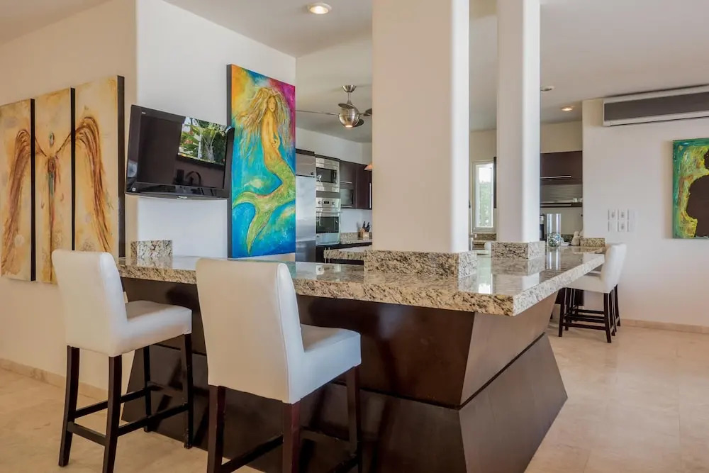 Expansive Views of Famous Cabo Arch: Villa Sirena