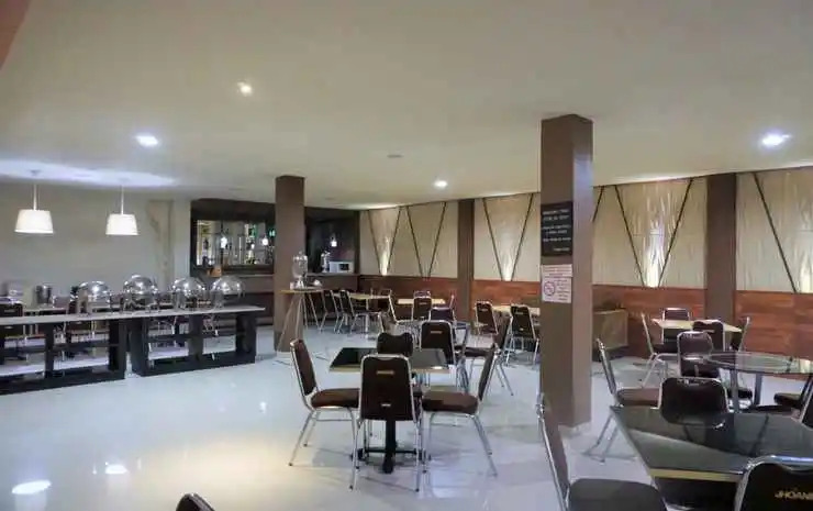 Jhoanie Hotel