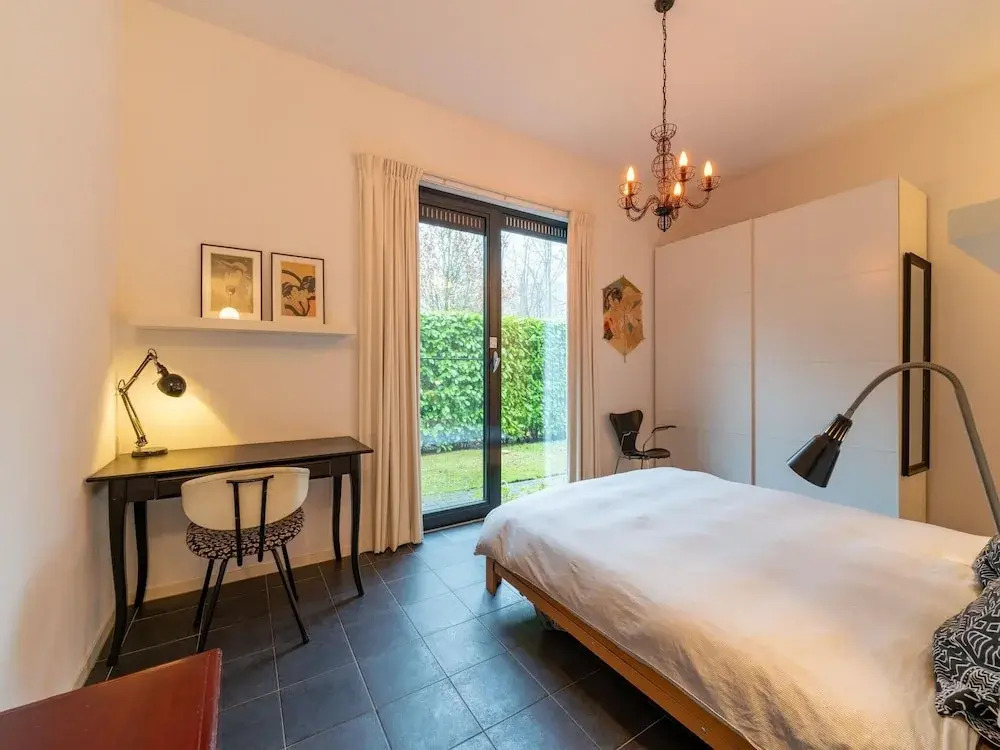 Cozy Forest Villa on the Water Near Harderwijk