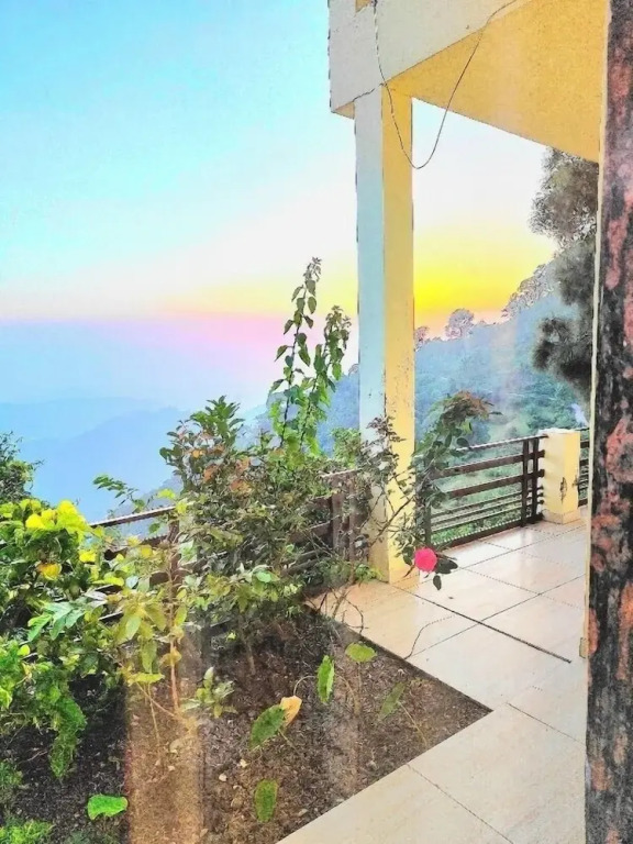 The Cloud Homestay