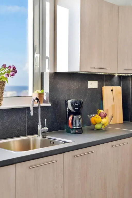 Sea City and Mountain View Apartment