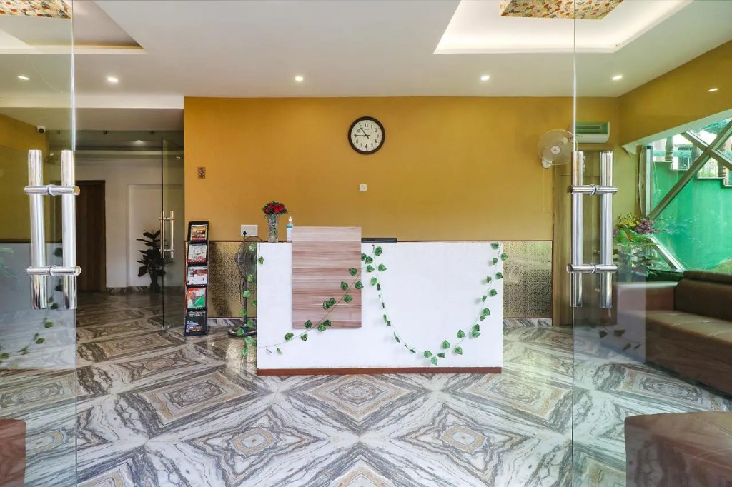 FabHotel Le Gardenia