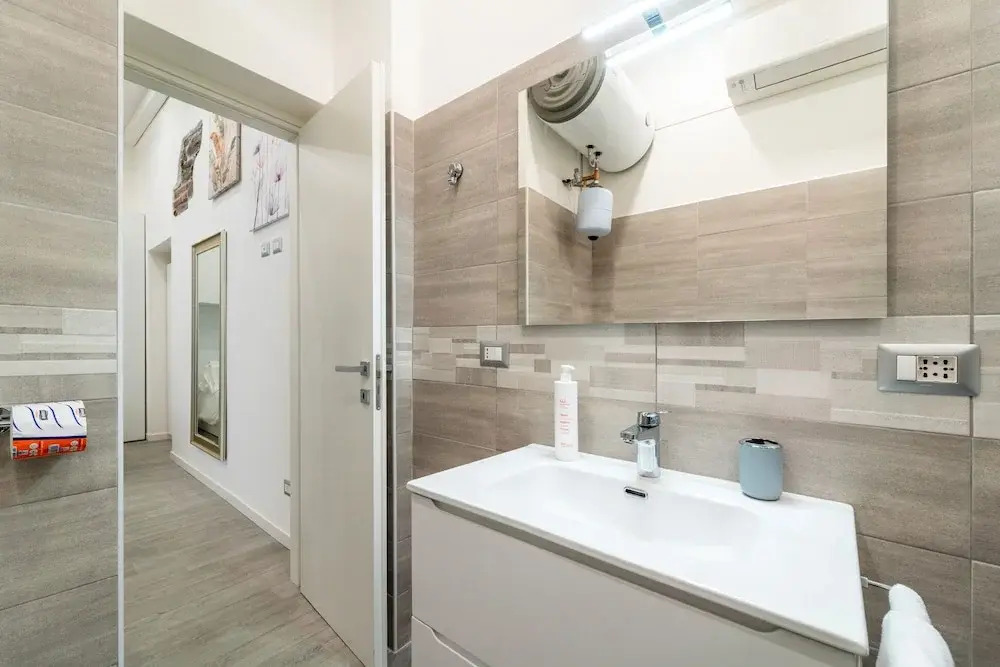 Modern Apartment in Via Carloni by Wonderful Italy