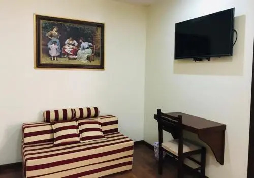 Hotel Fray Lazaro
