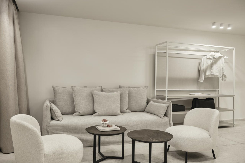 Doryssa Method Hotel