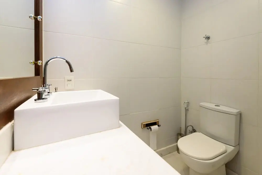 Pet Friendly Apartment 2 Bedroom 200m From Leblon Beach Cavirio Gsm102