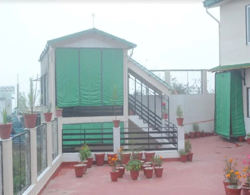 PinnacleHouse kanatal Uttarakhand