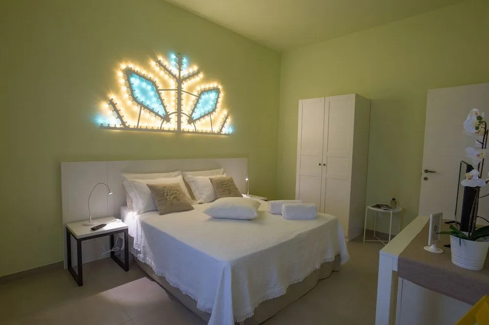 Luci del Salento Guest House
