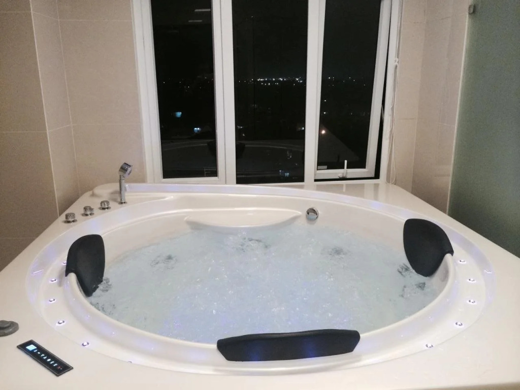 Boss Legend Hotel