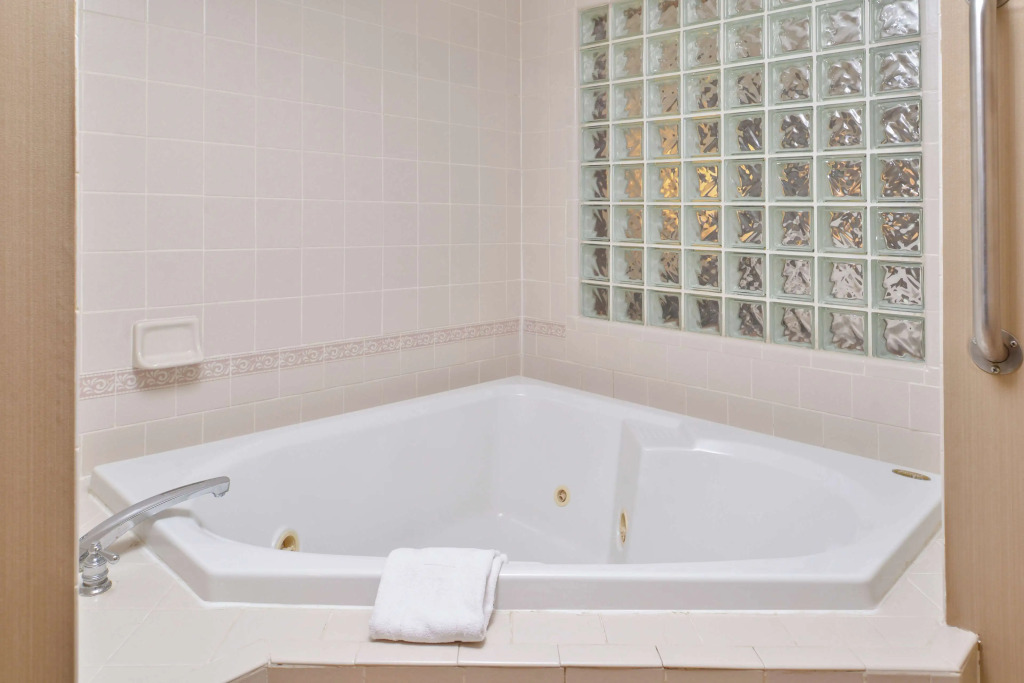 Hampton Inn South Hill