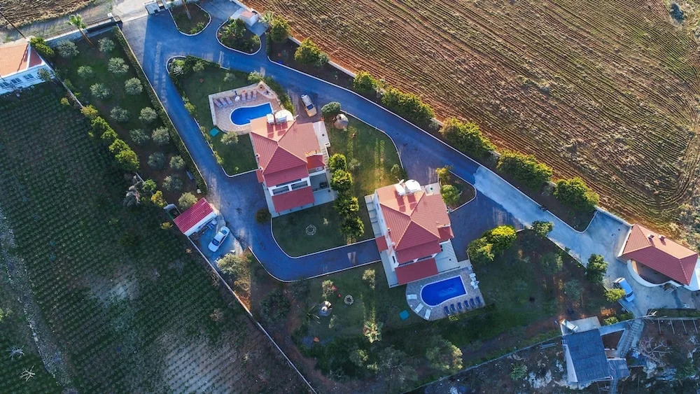 Villa Angelika two-storey house with pool for 7