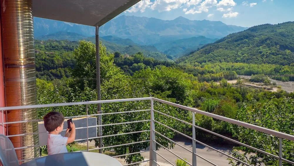 Gefiri Plakas Hotel, Tzoumerka