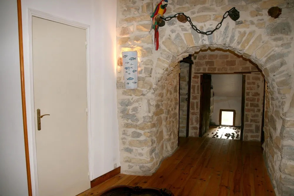 Apartment With 3 Bedrooms in Grospierres, With Wonderful Mountain View