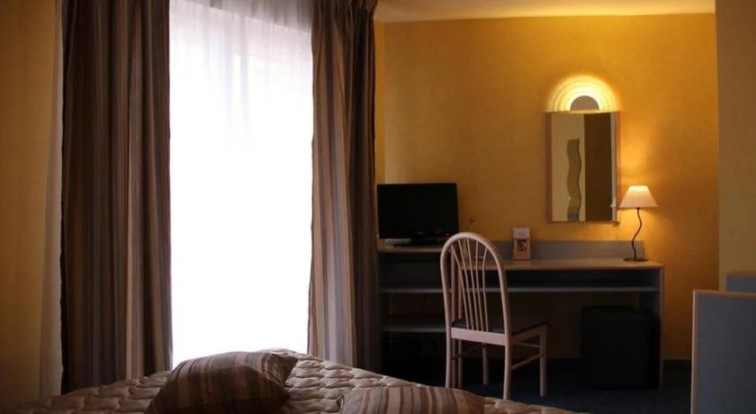 Au Relais de lOust