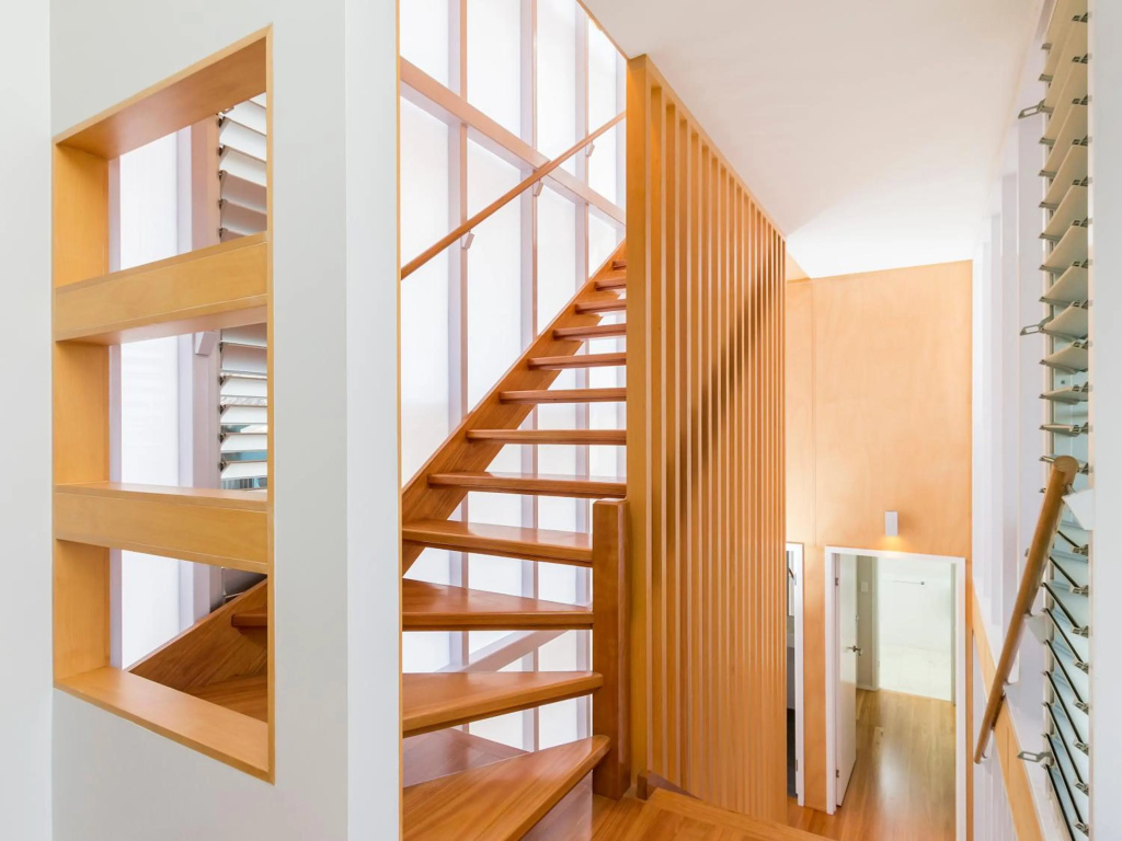 7 Roseby Court