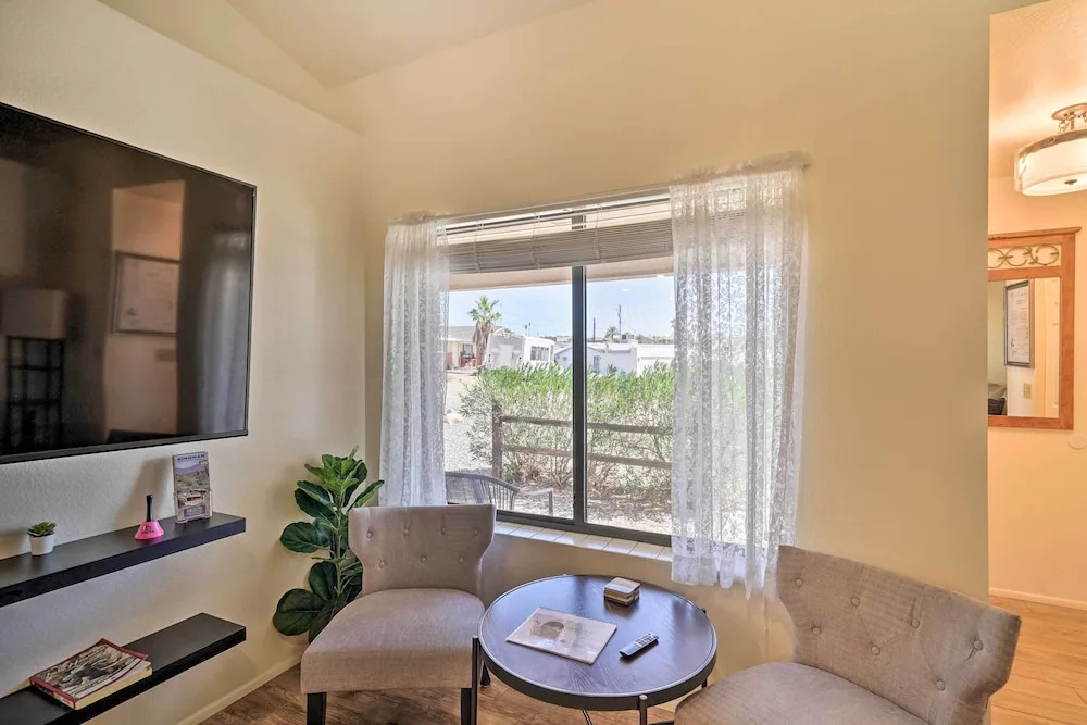 Game Room + Mtn Views: Lake Havasu Escape!