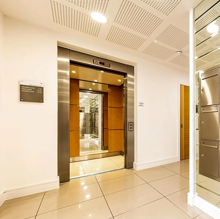 Mission Wave - Venture Apartment