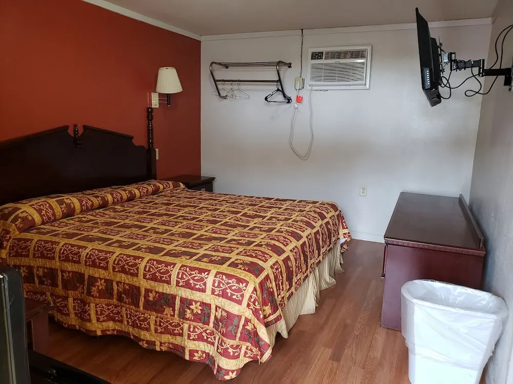 Mustang Motel