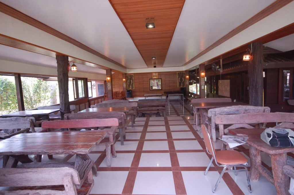 Nicslongstay Hotel