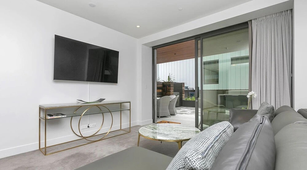 QV Harbour One Bedroom with Parking -866