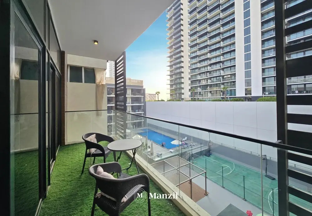 Manzil-Stylish 1BR with Maid room in JVC