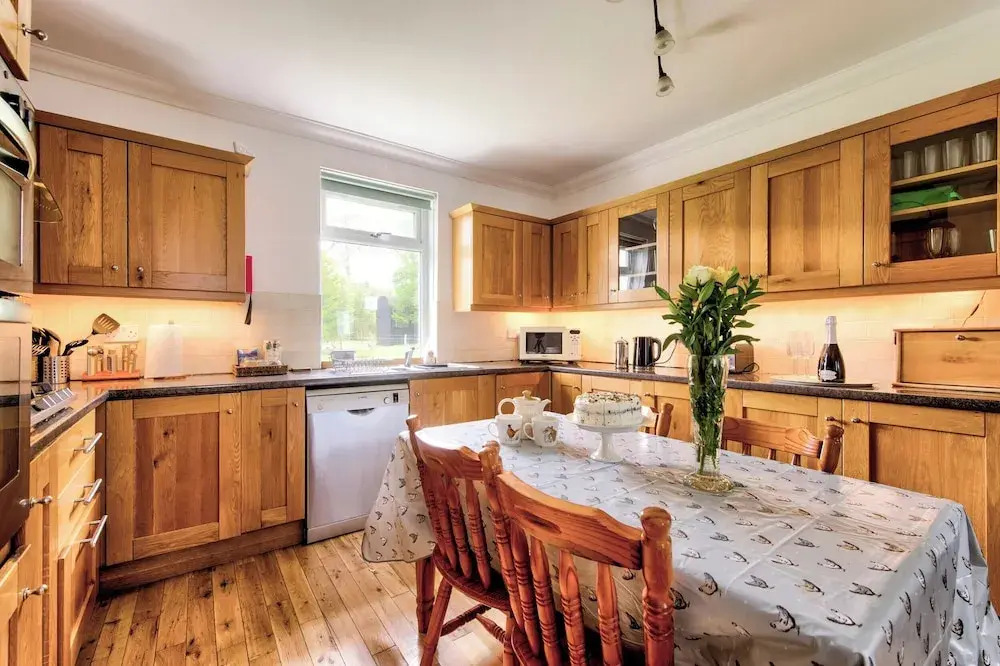 Spacious Argyll Farmhouse in an Idyllic Setting