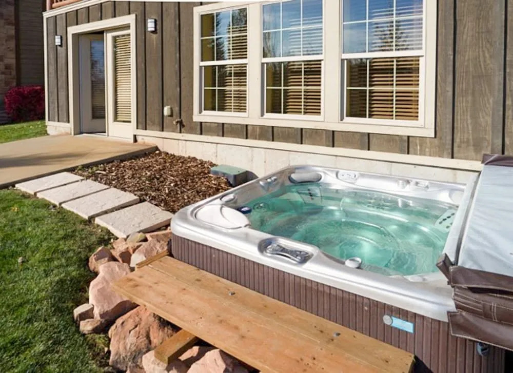 5500 Cross Country Way Townhouse