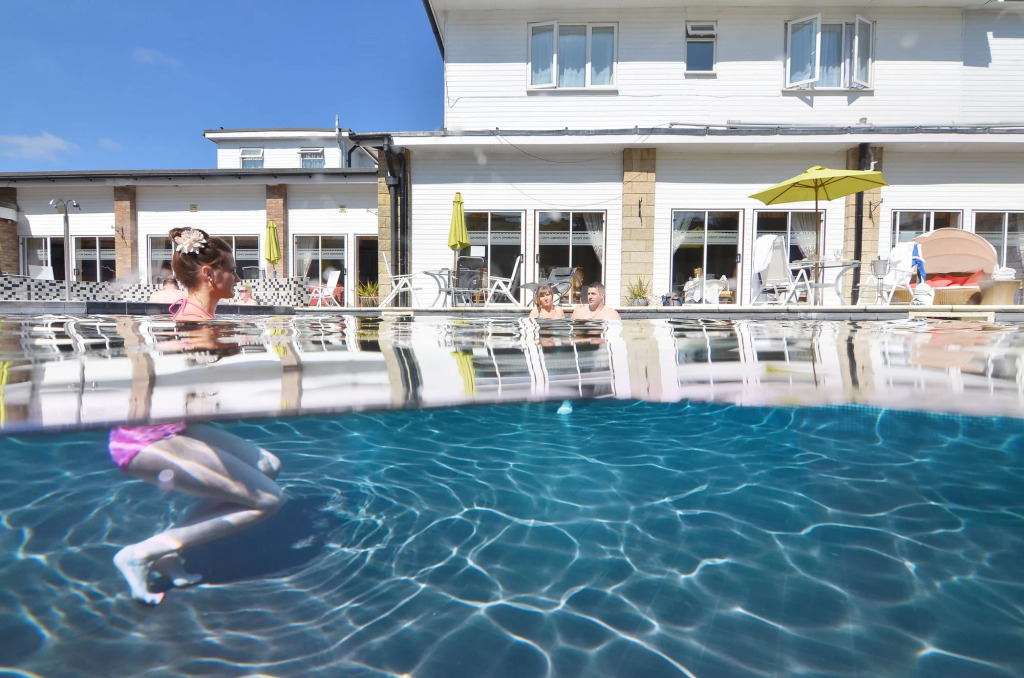 Melville Hall Hotel And Utopia Spa