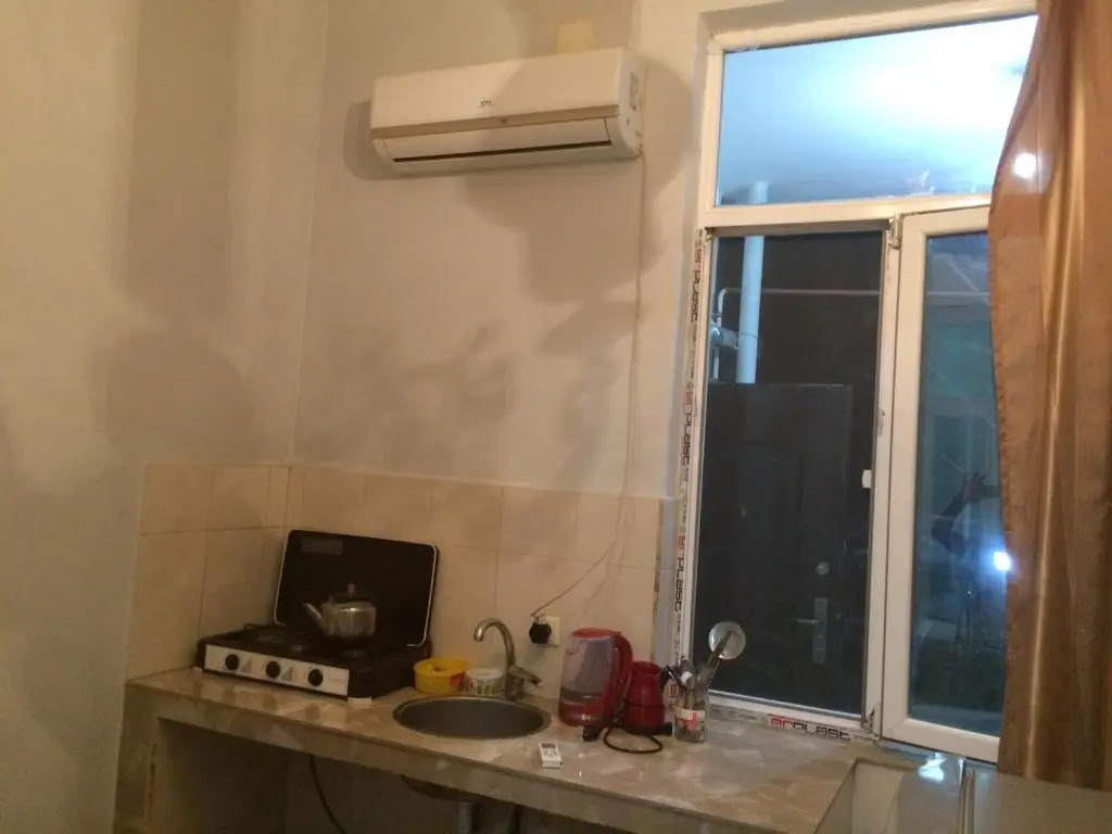 Batumi Guesthouse 28a