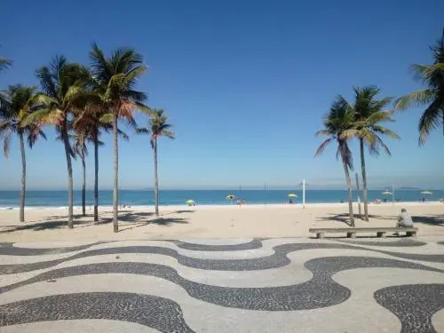 Otimo apartamento no Leme