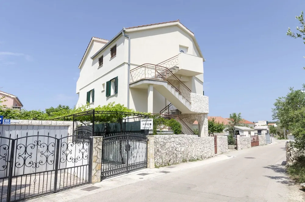 Apartments Vukic