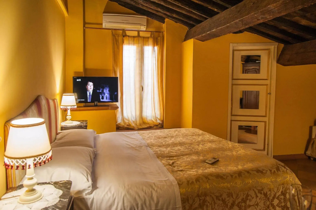 Al Tuscany